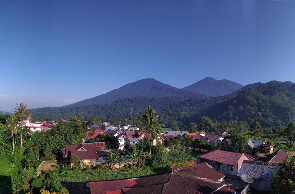 Rangkayobasa Hotel Padang Panjang Bukittinggi Ngoại thất bức ảnh